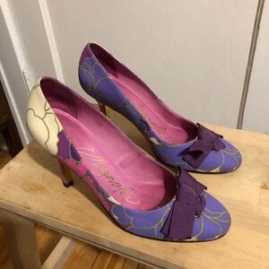 Magnolia Purple and Pink Heels with Bow Accent